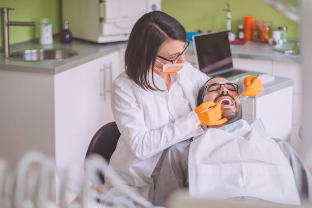 Best Cosmetic Emergency Dentistry in Watseka, IL